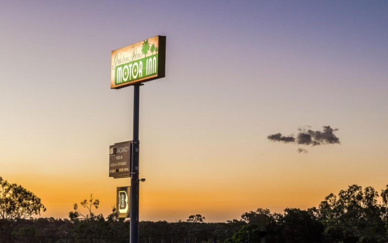 Gladstone Palms Motor Inn Екстер'єр фото