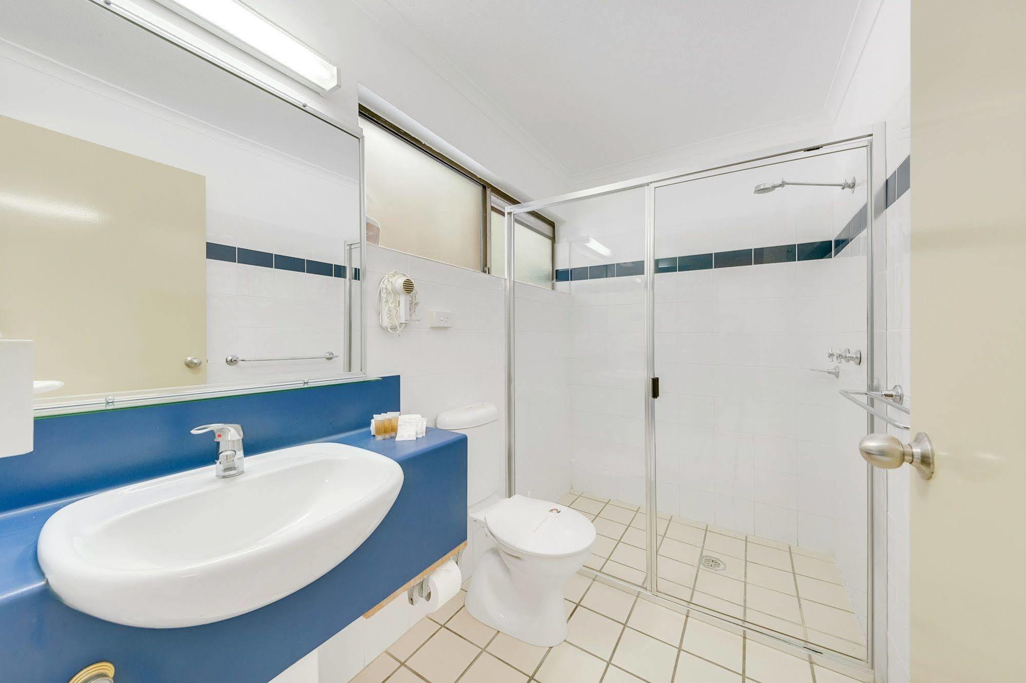 Gladstone Palms Motor Inn Екстер'єр фото