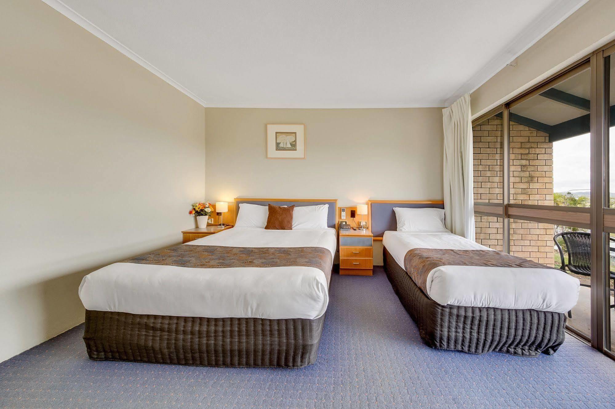 Gladstone Palms Motor Inn Екстер'єр фото